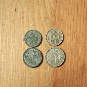 1942 Wartime Icelandic AURAR. ZINC and COPPER NICKEL